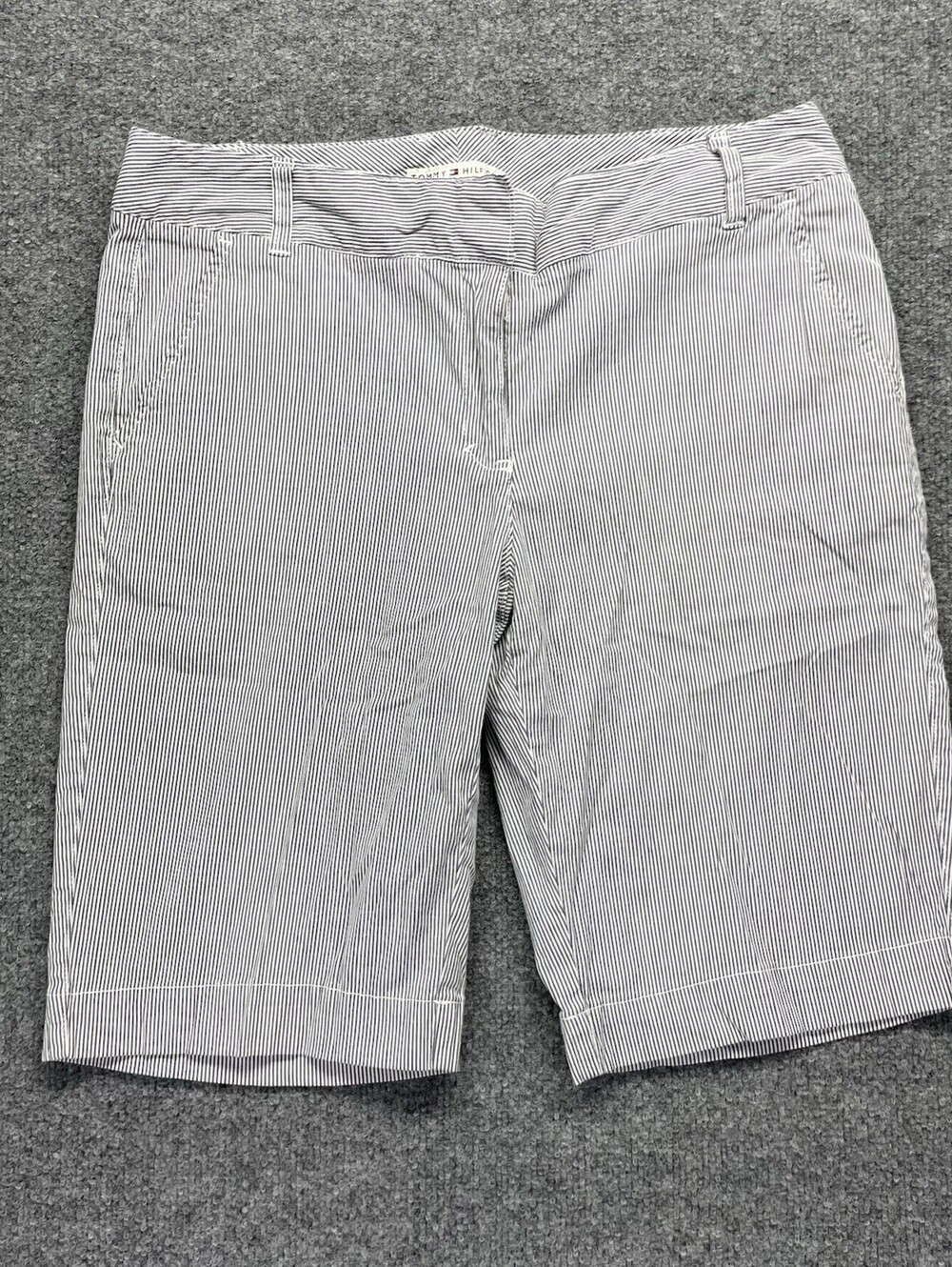 Tommy Hilfiger Women’s Size 12 Bermuda Shorts Pinstripe Cotton Stretch Navy Blue